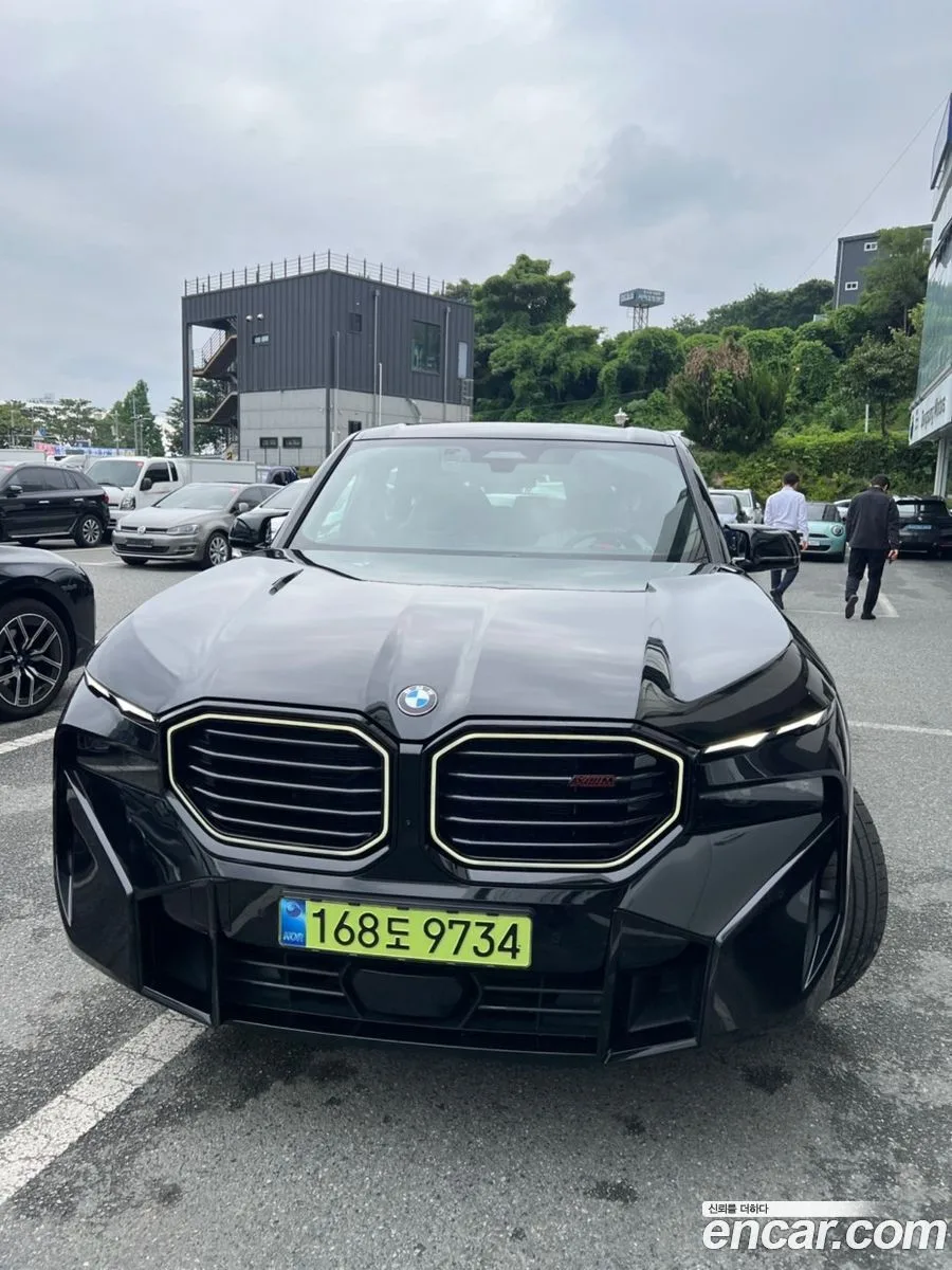 BMW XM 4.4 2025 — photo 1, buy with delivery to Moscow