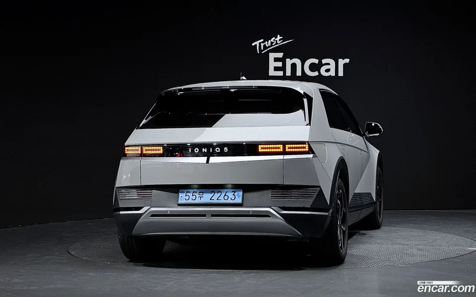 Hyundai Ioniq 5 2024 — thumbnail 4
