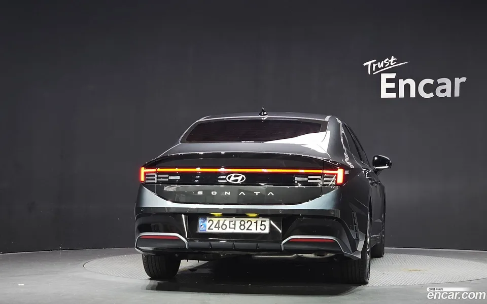 Hyundai Sonata The Edge Hybrid 2024 — thumbnail 4