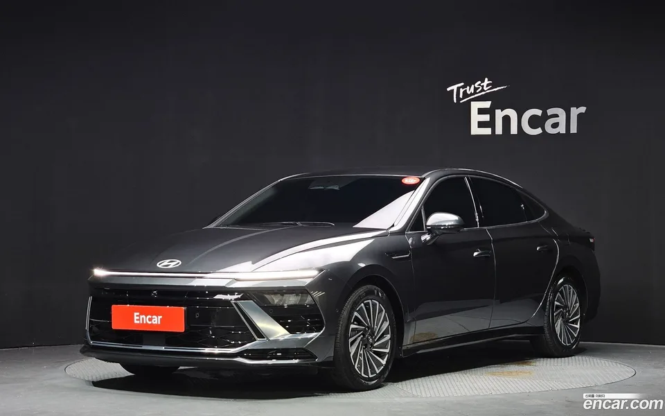 Hyundai Sonata The Edge Hybrid 2024 — photo 1, buy with delivery to Moscow