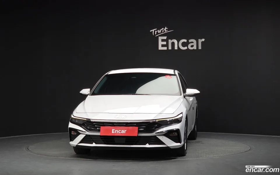 Hyundai Avante CN7 1.6 2024 — thumbnail 3