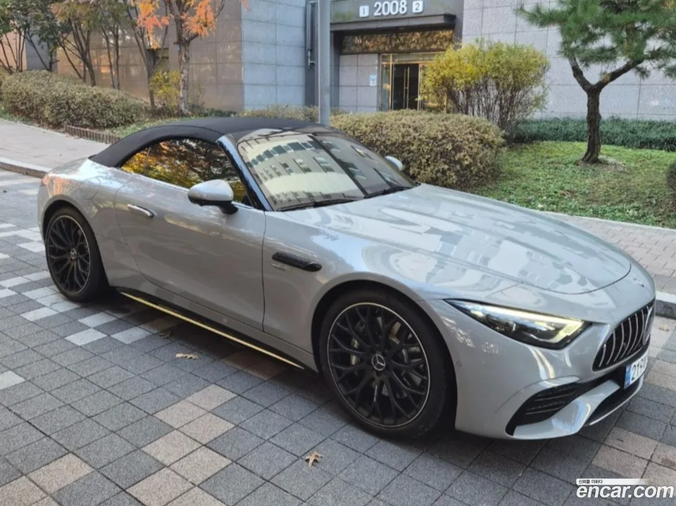 Mercedes-Benz SL-Class AMG SL43 2025 — thumbnail 4