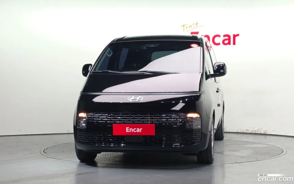 Hyundai Staria 11 2022 — thumbnail 3