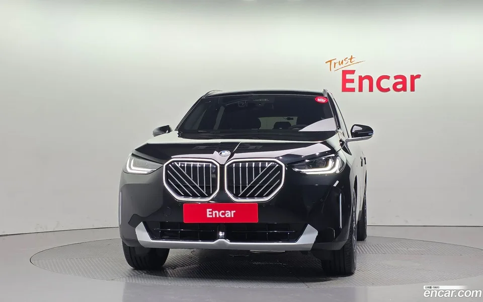 BMW X3 xDrive 20 2025 — thumbnail 3