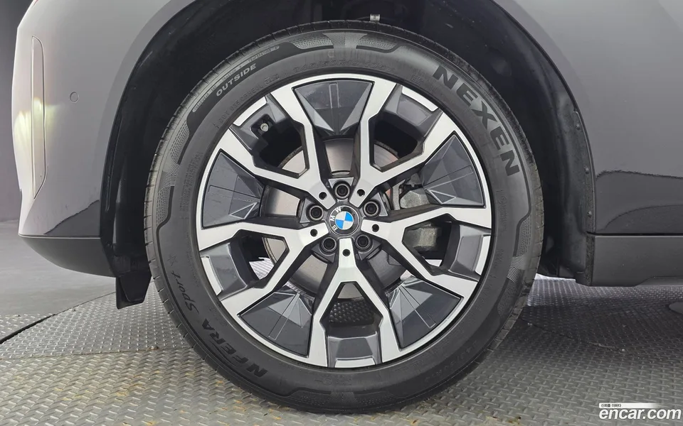 BMW X3 xDrive 20 2025 — thumbnail 5