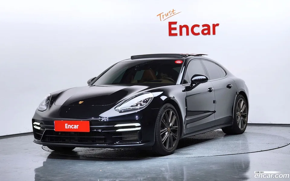 Porsche Panamera (971) 2.9 AWD 2023 — photo 1, buy with delivery to Moscow
