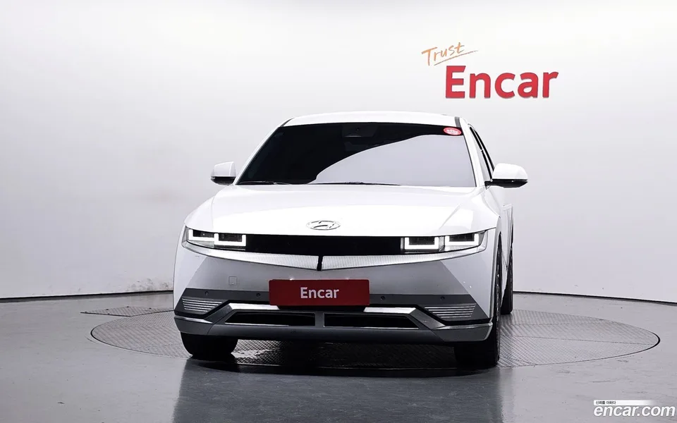 Hyundai Ioniq 5 2024 — thumbnail 3
