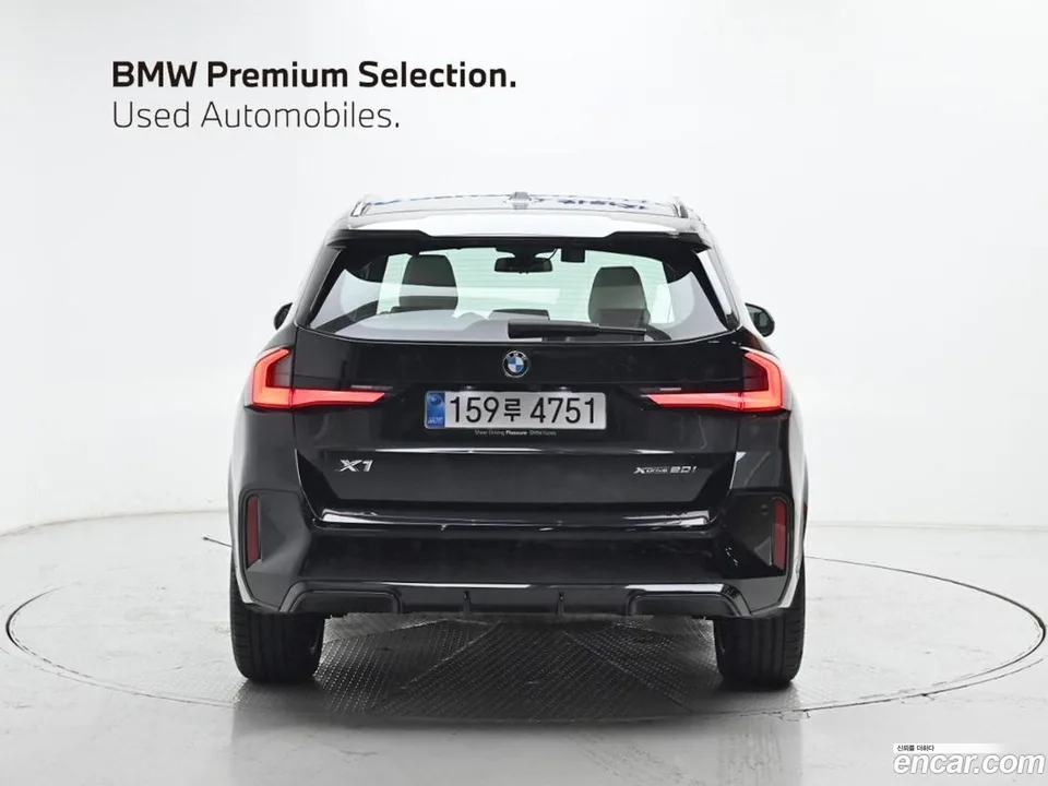 BMW X1 xDrive 20i M 2026 — thumbnail 4