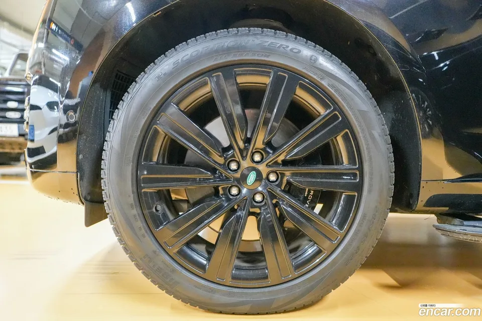 Land Rover Range Rover P530 AB LWB 2022 — thumbnail 5