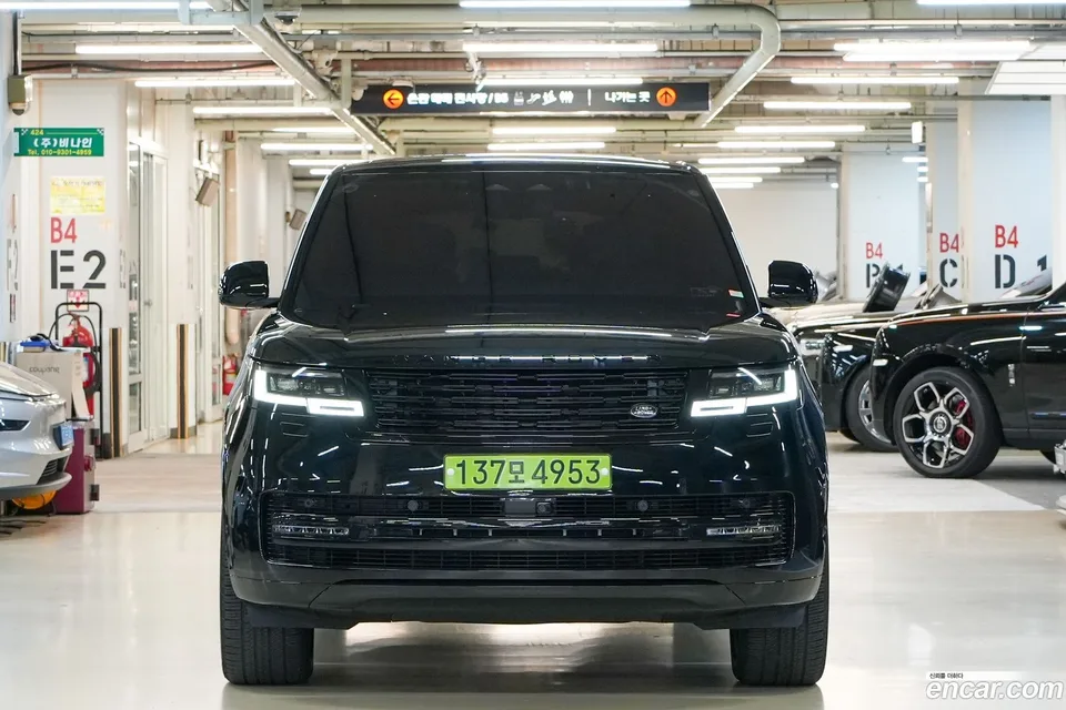 Land Rover Range Rover P530 AB LWB 2022 — photo 1, buy with delivery to Moscow