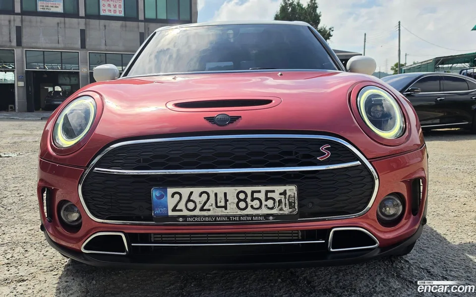 MINI Cooper S Clubman 2023 — thumbnail 3