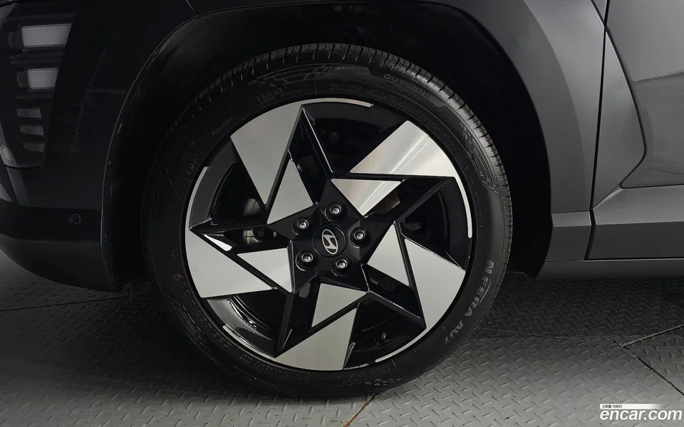 Hyundai Kona 1.6 4WD 2023 — thumbnail 5
