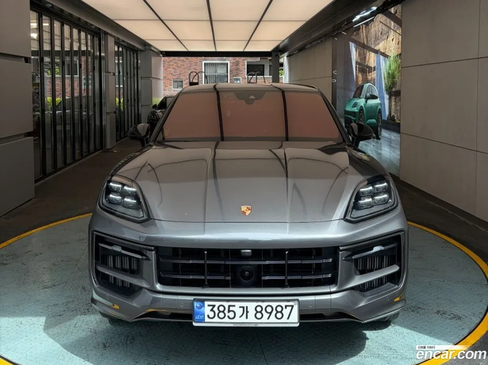 Porsche Cayenne 4.0 GTS 2024 — thumbnail 3