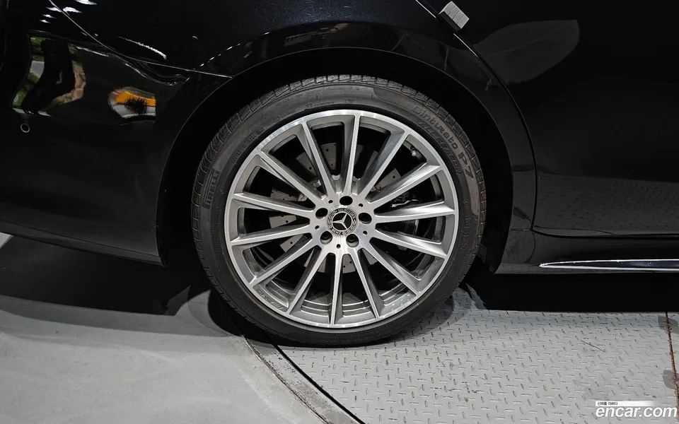 Mercedes-Benz S-Class S500L 4MATIC 2022 — thumbnail 5