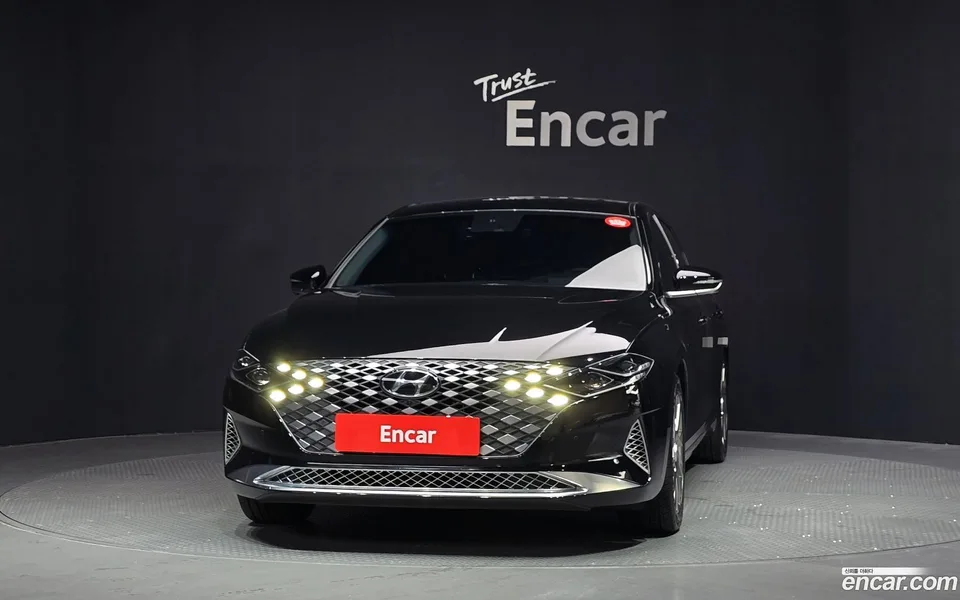 Hyundai Grandeur IG Hybrid 2022 — thumbnail 3