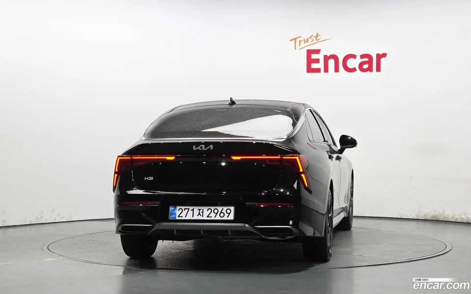 Kia K5 2.0 2025 — thumbnail 4