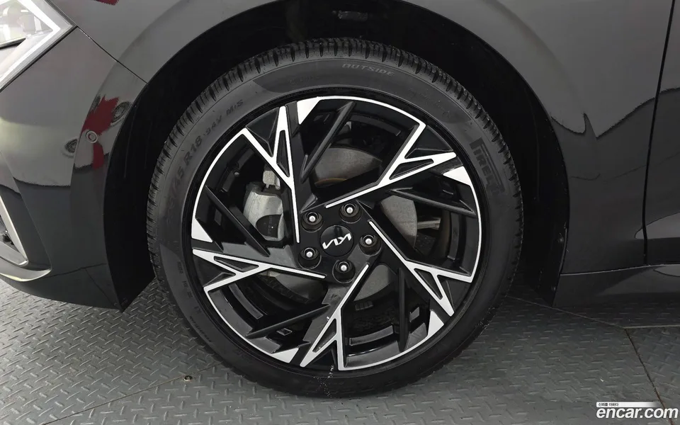 Kia K5 2.0 2025 — thumbnail 5
