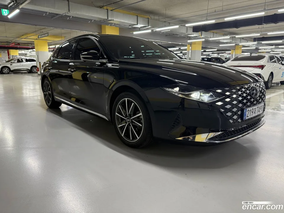 Hyundai Grandeur IG 3.3 2022 — photo 1, buy with delivery to Moscow