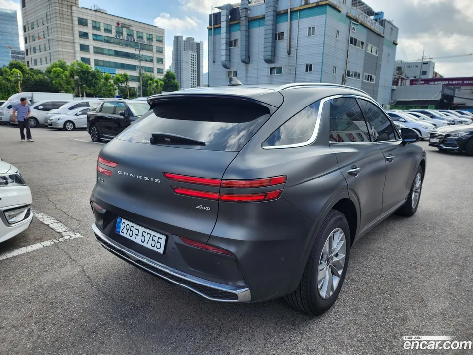 Genesis GV70 2.5T AWD 2025 — thumbnail 2