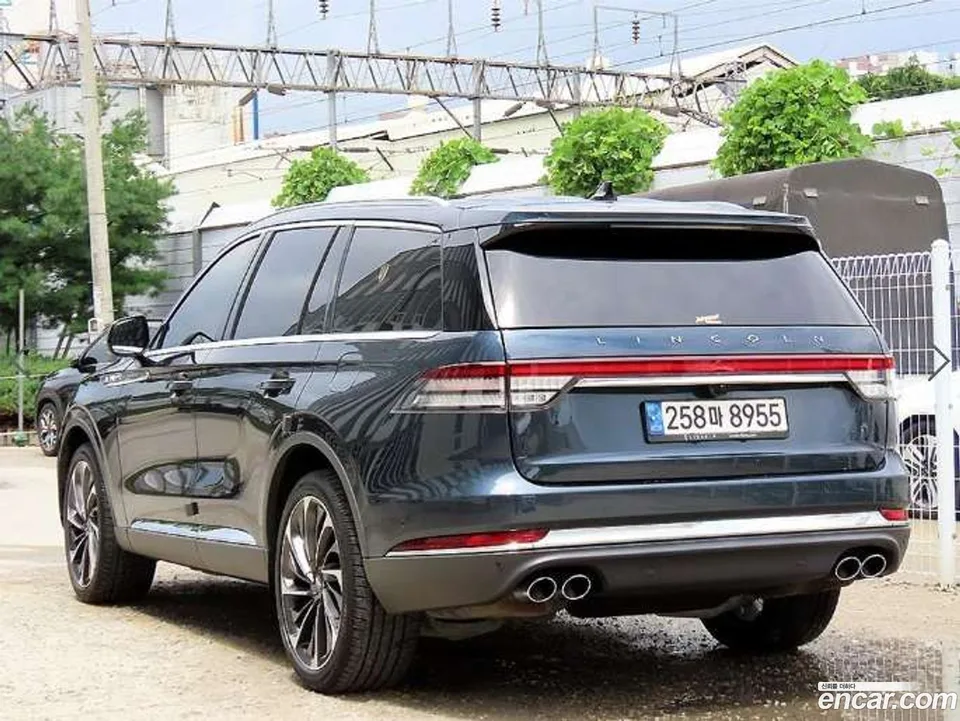 Lincoln Aviator 3.0 AWD 2022 — thumbnail 3