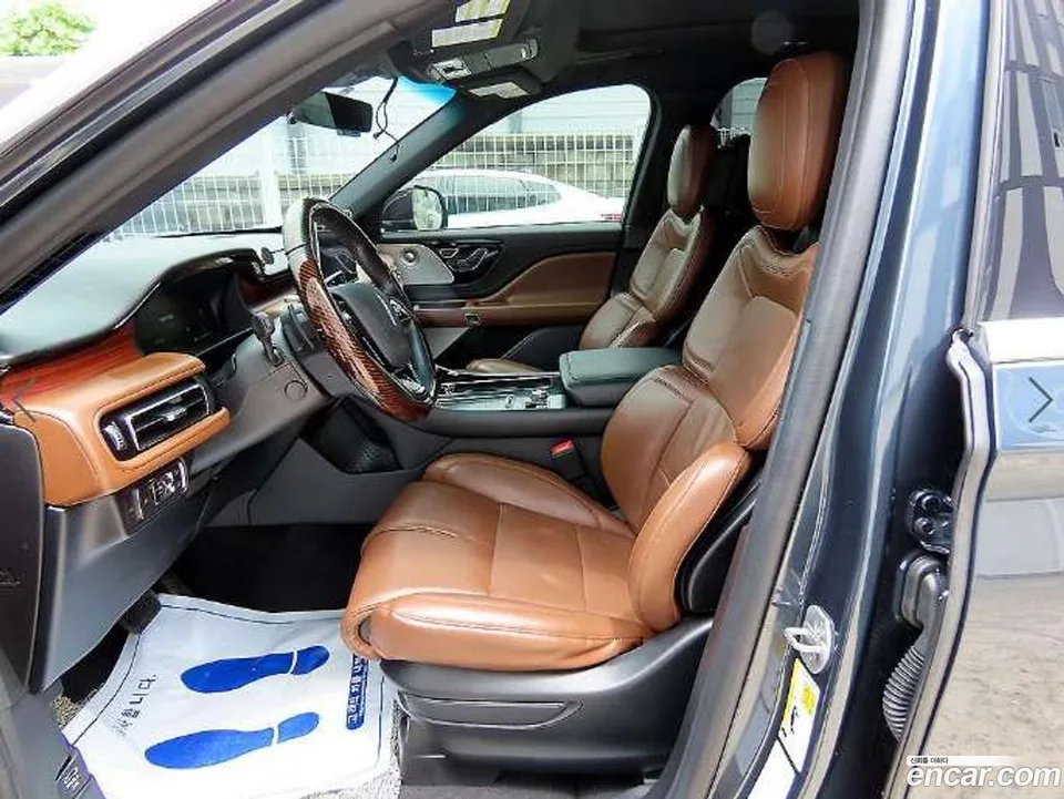 Lincoln Aviator 3.0 AWD 2022 — thumbnail 5