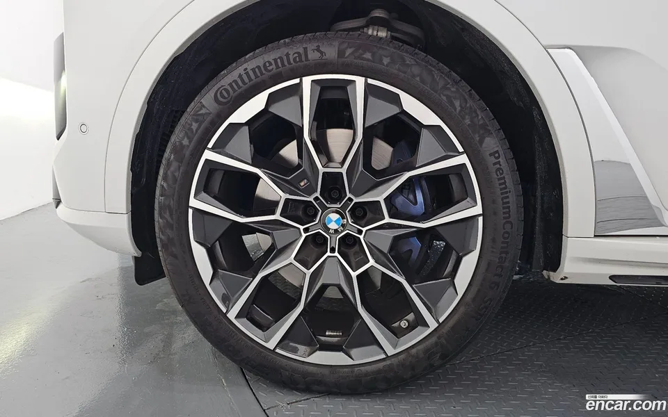 BMW X7 xDrive 40d M 6 2025 — thumbnail 5