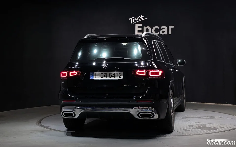 Mercedes-Benz GLB-Class GLB250 4MATIC 2022 — миниатюра 4