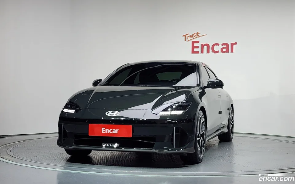 Hyundai Ioniq 6 2023 — thumbnail 3
