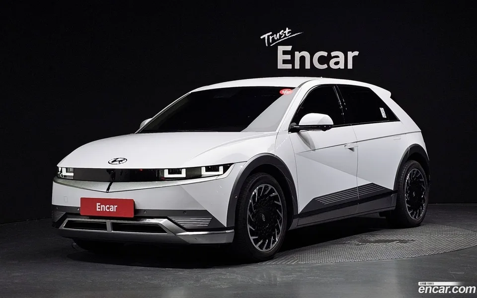 Hyundai Ioniq 5 AWD 2024 — photo 1, buy with delivery to Moscow