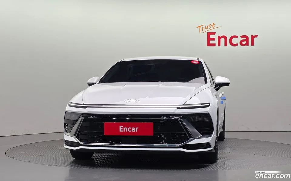 Hyundai Sonata The Edge Hybrid 2024 — thumbnail 3