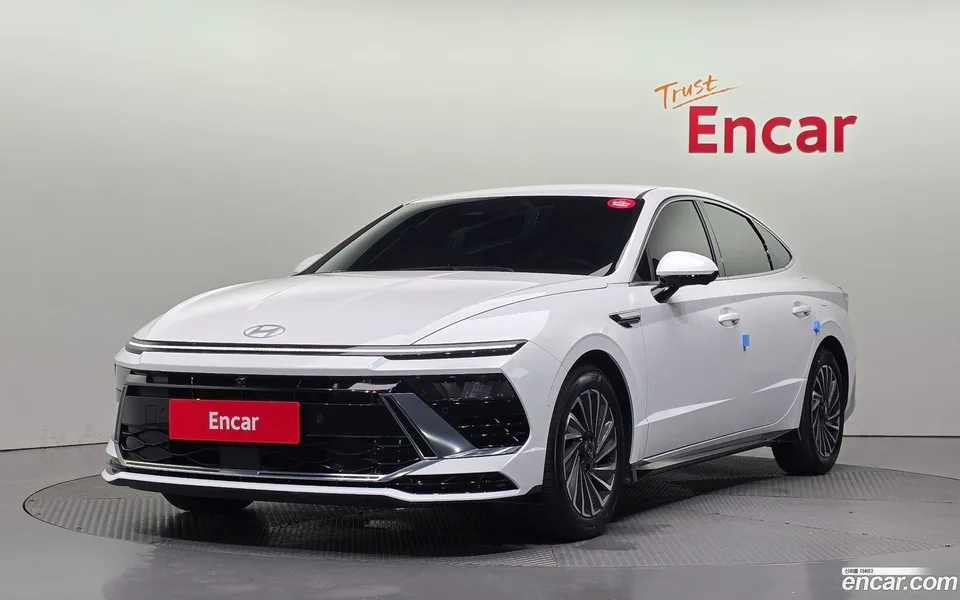 Hyundai Sonata The Edge Hybrid 2024 — photo 1, buy with delivery to Moscow