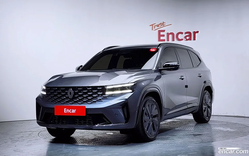 Renault Samsung Grand Koleos 1.5 E-TECH 2WD 2026 — фото 1, купить с доставкой в Москву