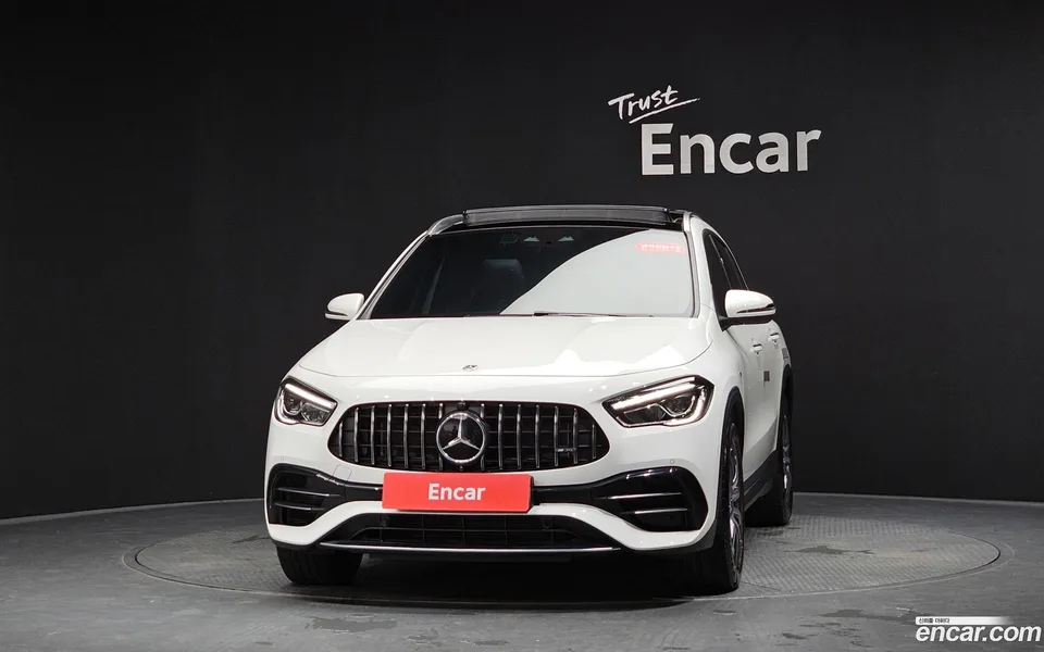 Mercedes-Benz GLA-Class GLA45 AMG 4MATIC+ 2022 — thumbnail 3