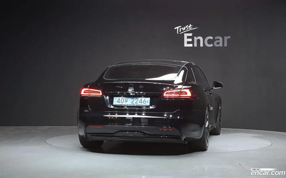 Tesla Model S AWD 2023 — thumbnail 4