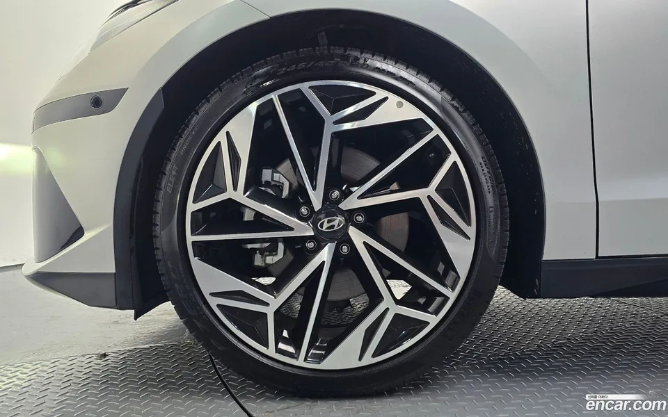 Hyundai Ioniq 6 AWD 2025 — thumbnail 2
