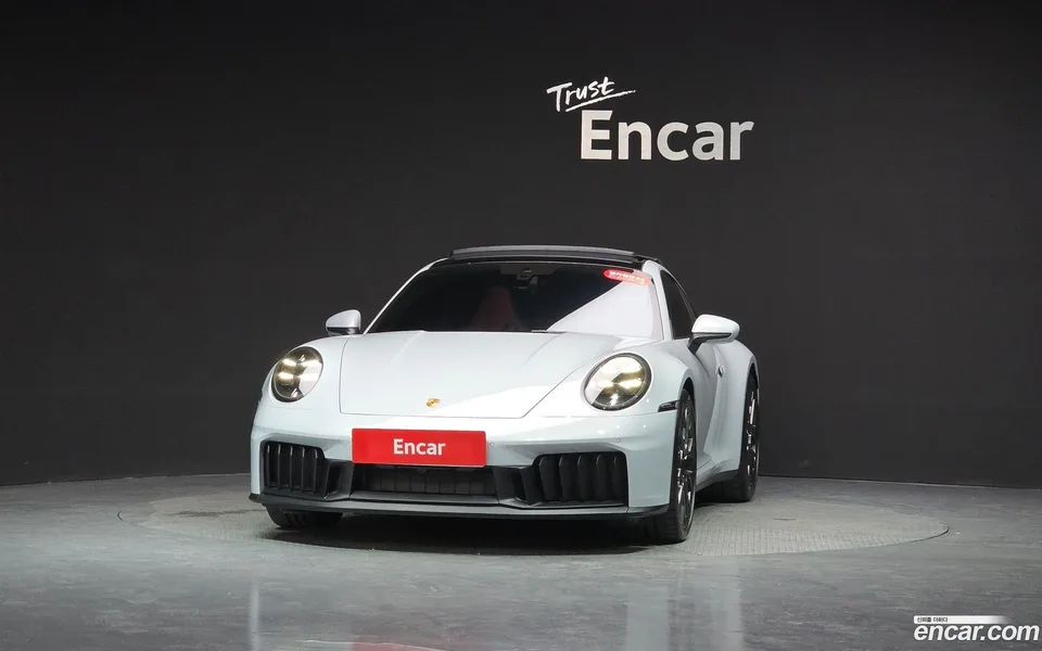Porsche 911 (992) 4 GTS 2025 — thumbnail 3