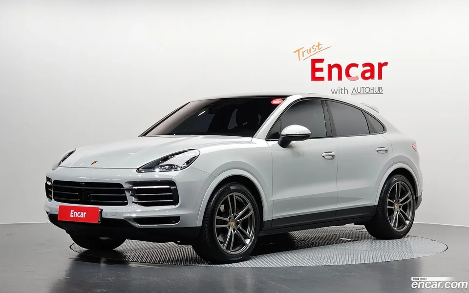 Porsche Cayenne 3.0 2022 — photo 1, buy with delivery to Moscow