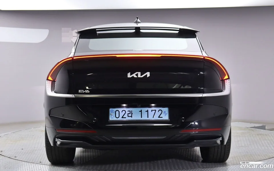 Kia EV6 2WD 2024 — thumbnail 4