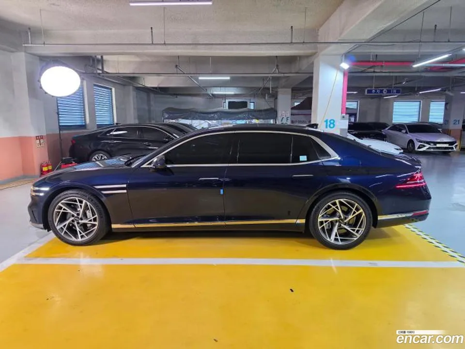 Genesis G90 3.5 AWD 2023 — thumbnail 4