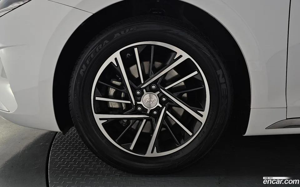 Hyundai Grandeur IG 2.5 2022 — thumbnail 2