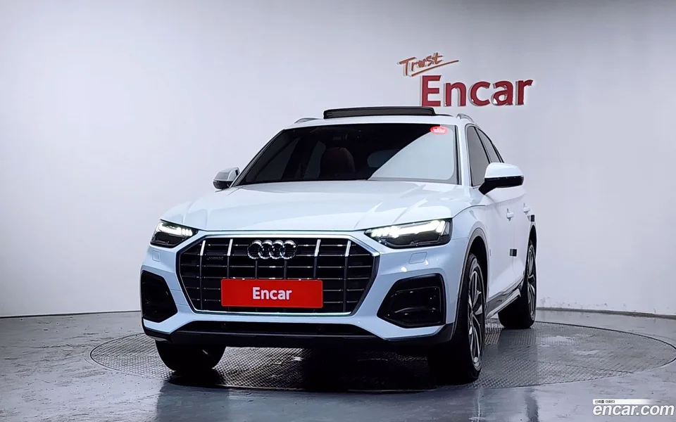 Audi Q5 45 TFSI 2023 — thumbnail 3