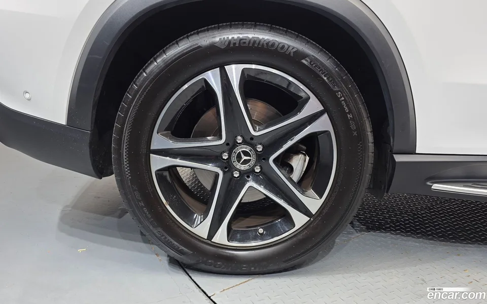 Mercedes-Benz GLE-Class GLE350e 4MATIC 2022 — thumbnail 5