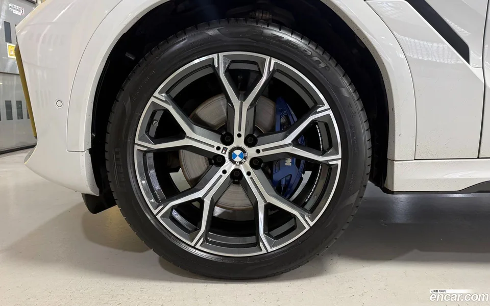BMW X6 xDrive30d M 2023 — thumbnail 2