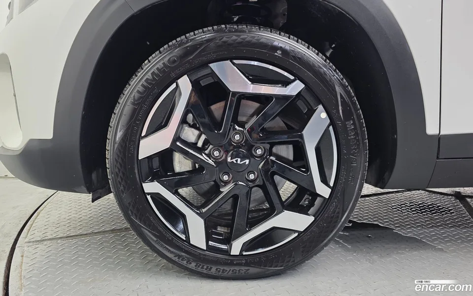 Kia Seltos 1.6 4WD 2023 — thumbnail 5
