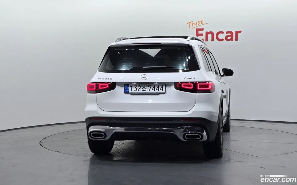 Mercedes-Benz GLB-Class GLB250 4MATIC 2022 — thumbnail 4