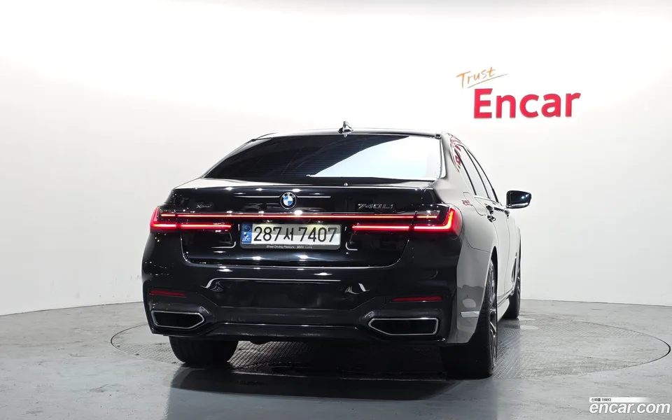 BMW 7 Series 740Li xDrive M 2022 — thumbnail 4