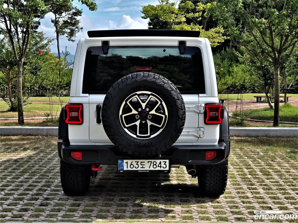 Jeep Wrangler 2.0 4 2025 — thumbnail 4