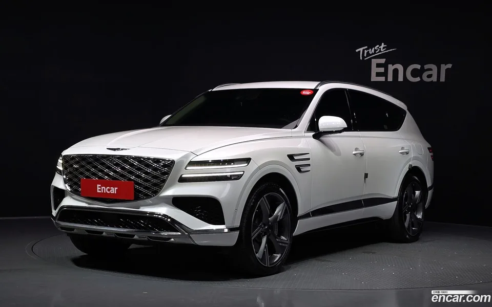 Genesis GV80 2.5T AWD 2024 — photo 1, buy with delivery to Moscow