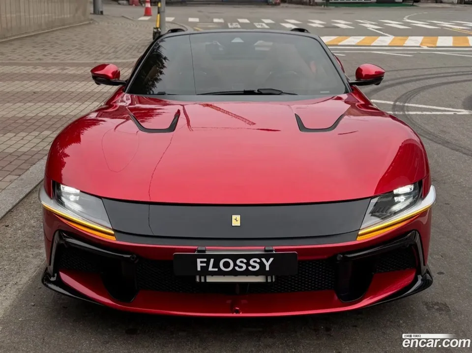 Ferrari 12 6.5 V12 2025 — thumbnail 3