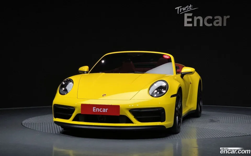 Porsche 911 (992) 4 GTS 2023 — thumbnail 3